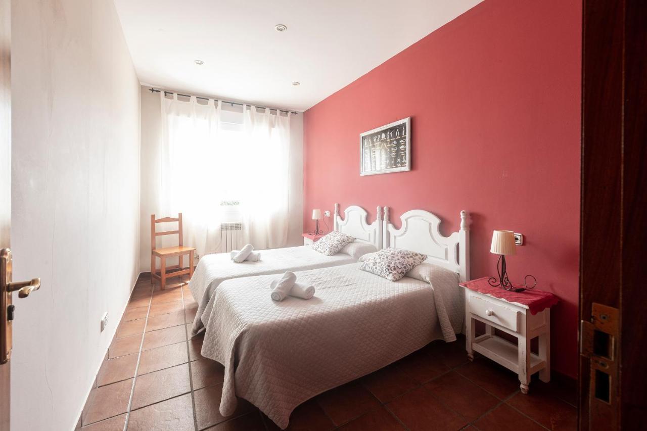 Apartamentos Turisticos La Flor Muros de Nalón Exteriör bild