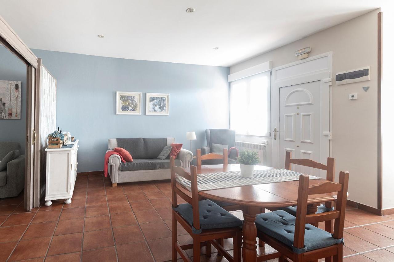 Apartamentos Turisticos La Flor Muros de Nalón Exteriör bild