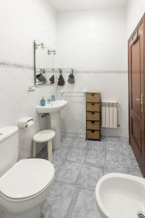 Apartamentos Turisticos La Flor Muros de Nalón Exteriör bild