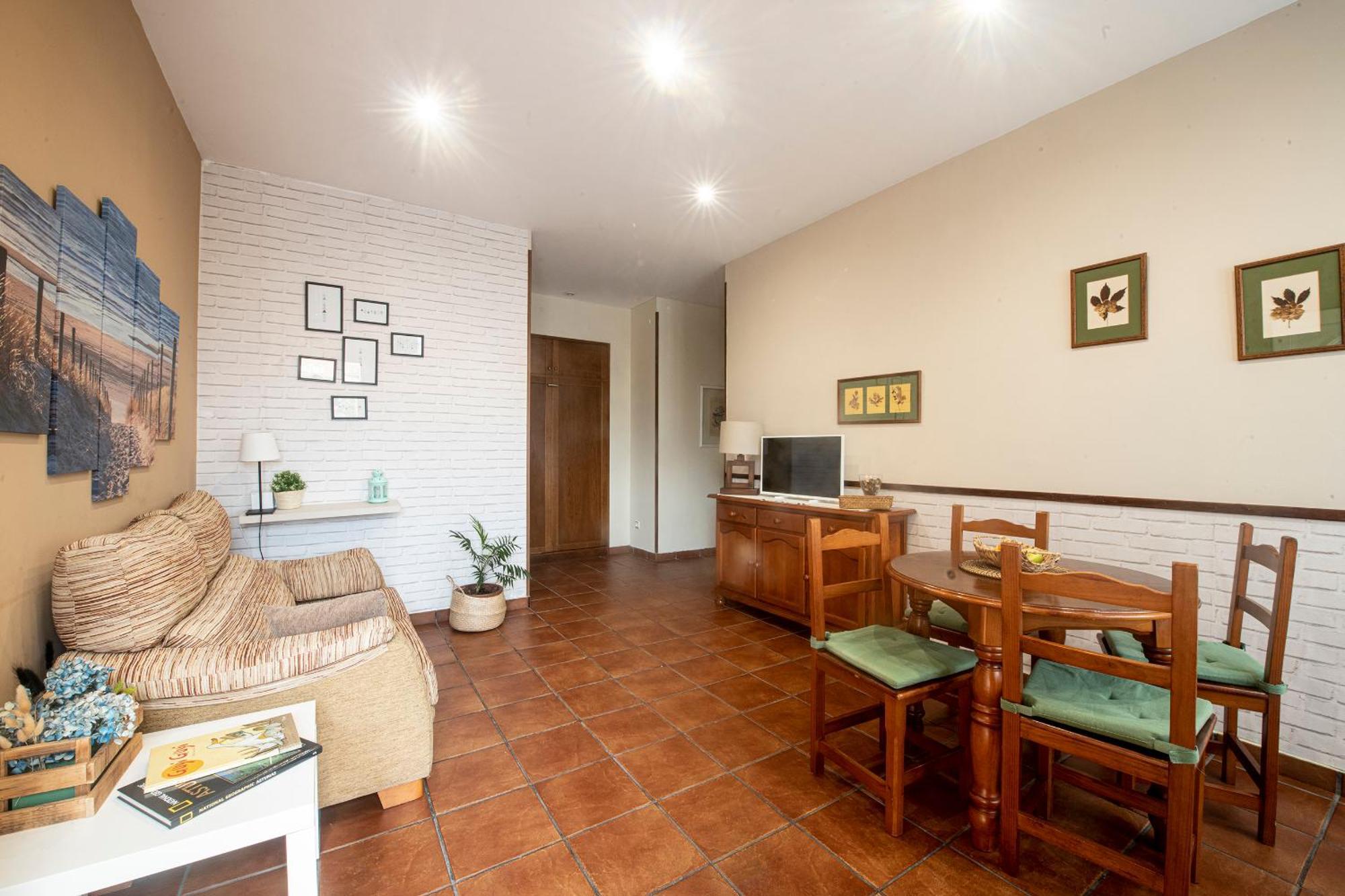 Apartamentos Turisticos La Flor Muros de Nalón Exteriör bild